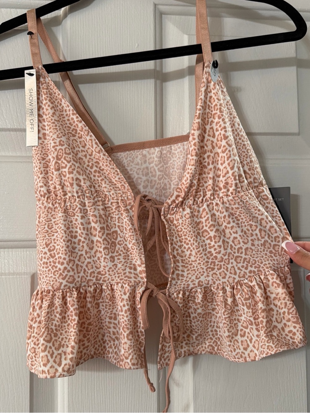 Love Notes Pink Leopard Tie-Front Ruffle Cami - Picture 5 of 6